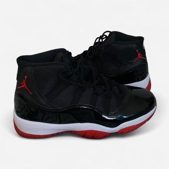 Jordan 11 retro Bred - size 10 M / 11.5 W US / 43 EU - Picture 7 of 7